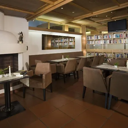 Happy Stubai 호텔 4*