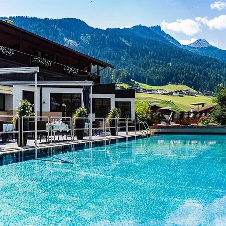 Happy Stubai Hotel Neustift im Stubaital