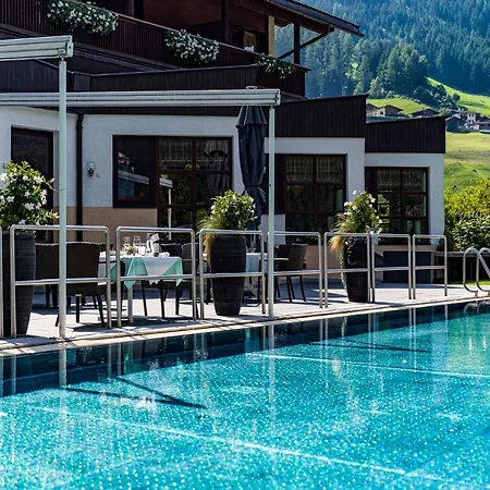 Hotel Happy Stubai Neustift im Stubaital
