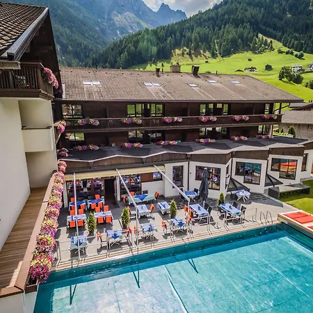Happy Stubai Hotel