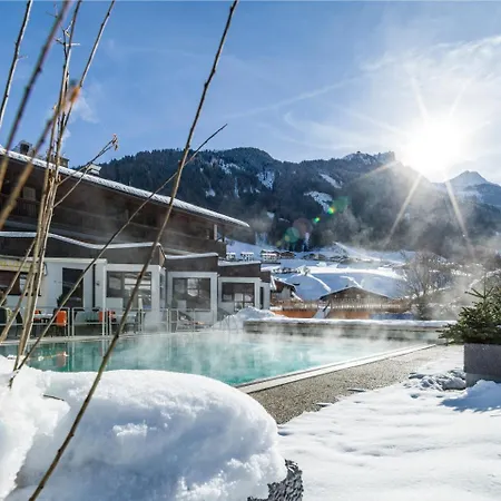 Hotel Happy Stubai 4*