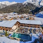 Hotell Happy Stubai 4*
